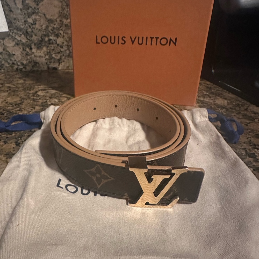 LV Initiales 30mm Reversible Belt 90cm